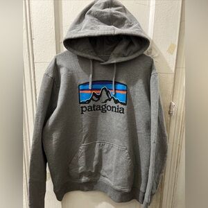 Patagonia Mens uprisal Gray, Kangaroo Pocket Pullover Hoodie Size large